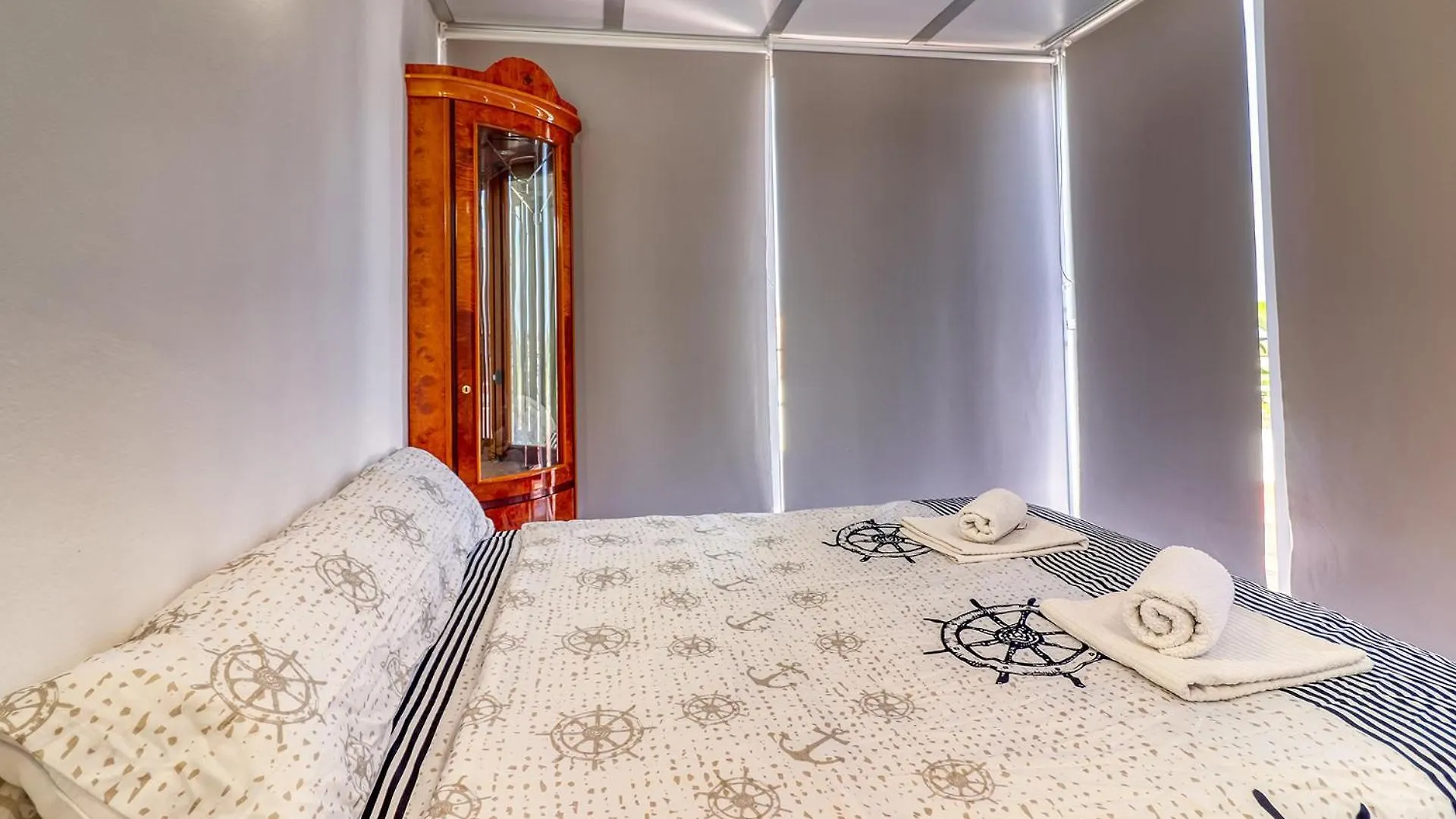 Spacious Penthouse With King-Size Bed, Huge Terrace, Ocean & Teide View Puerto de la Cruz  Puerto de la Cruz (Tenerife)