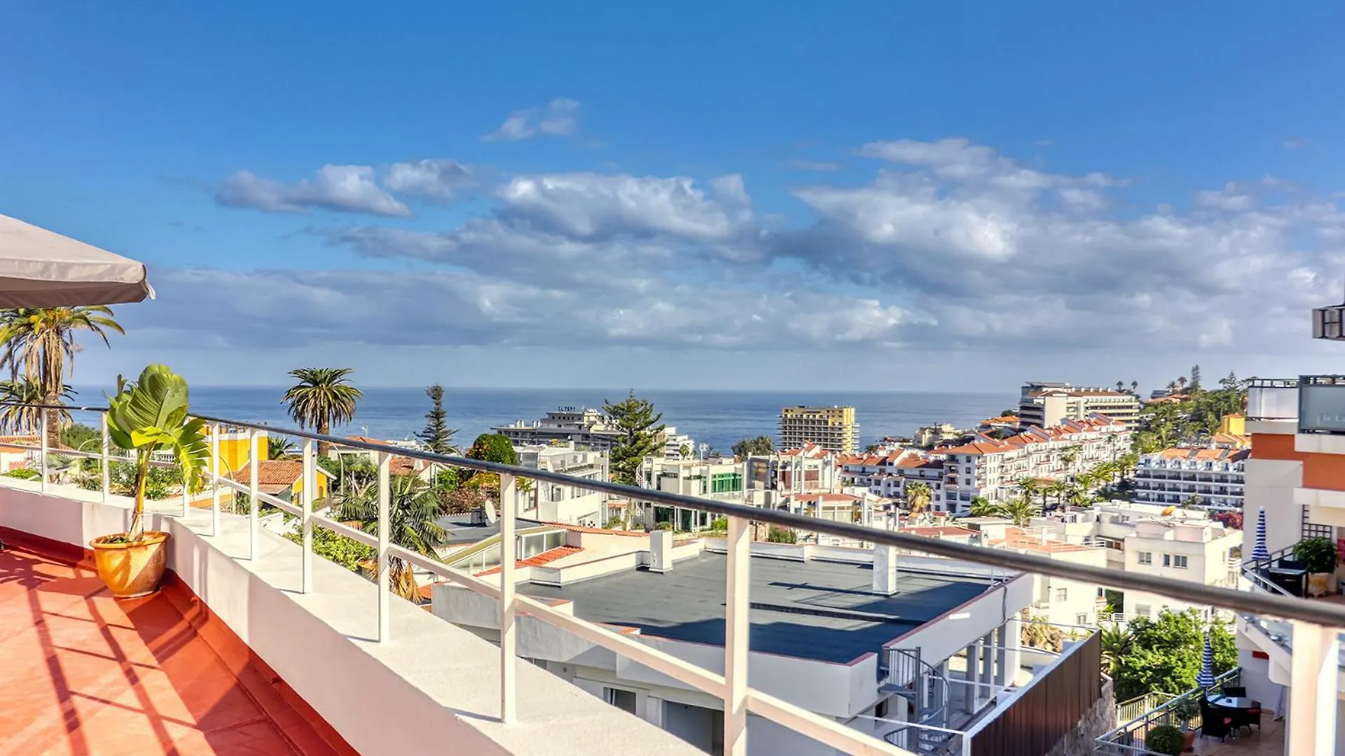 Spacious Penthouse With King-Size Bed, Huge Terrace, Ocean & Teide View Puerto de la Cruz  Spain