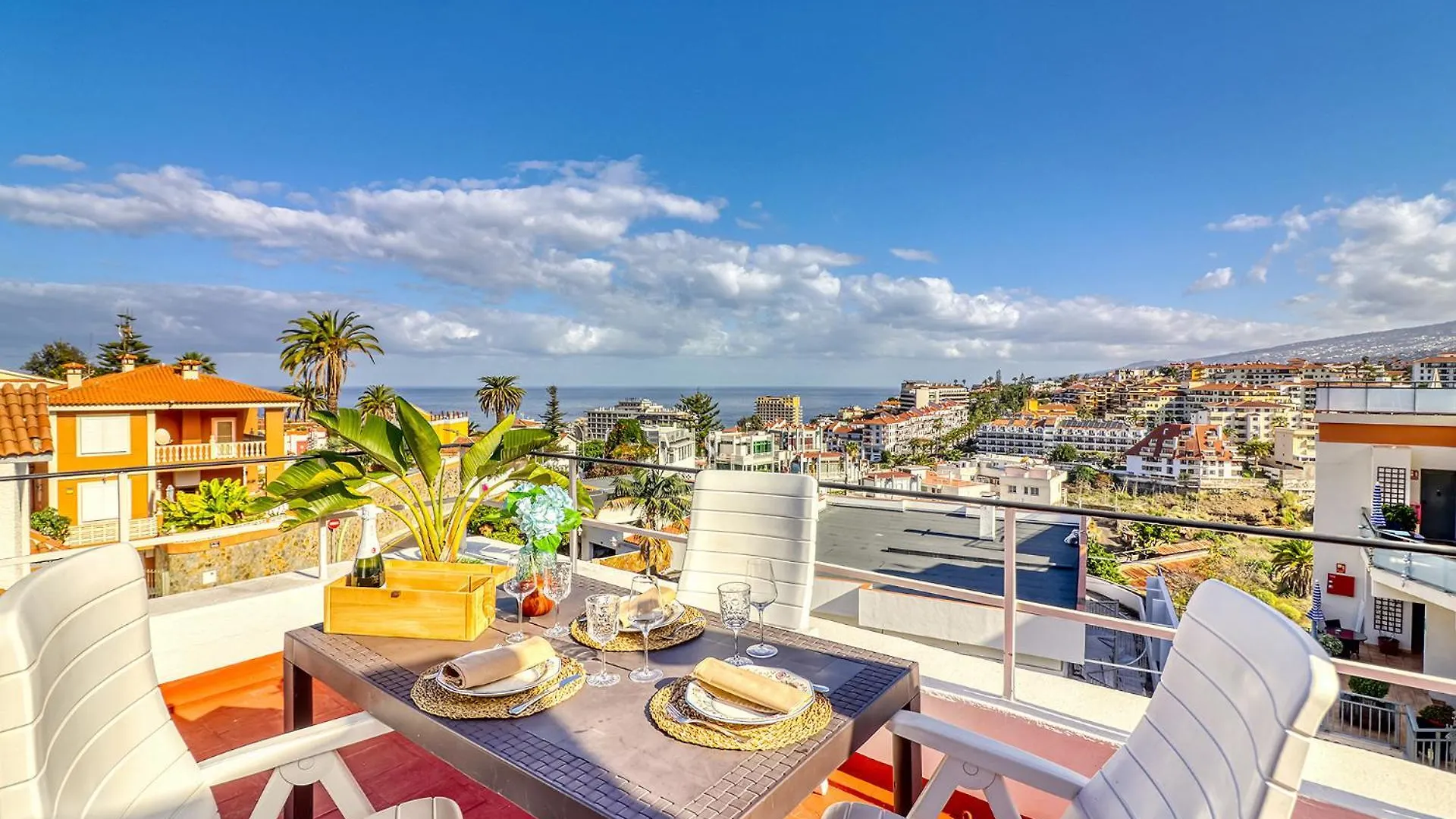 Spacious Penthouse With King-Size Bed, Huge Terrace, Ocean & Teide View contacts