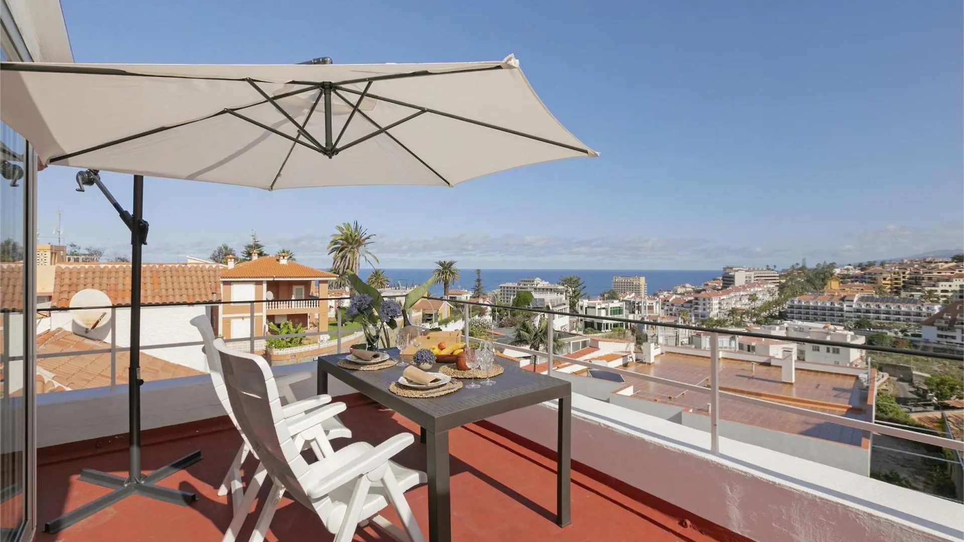 Spacious Penthouse With King-Size Bed, Huge Terrace, Ocean & Teide View Puerto de la Cruz  Spain